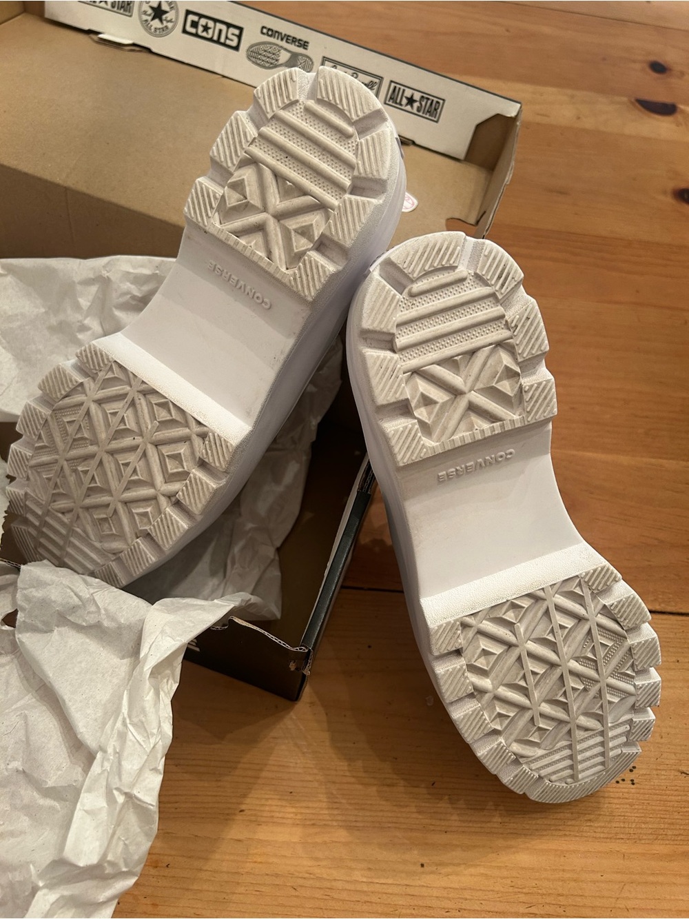 Converse Low Top Platform Sneakers in Off-White - Picture 8 of 10